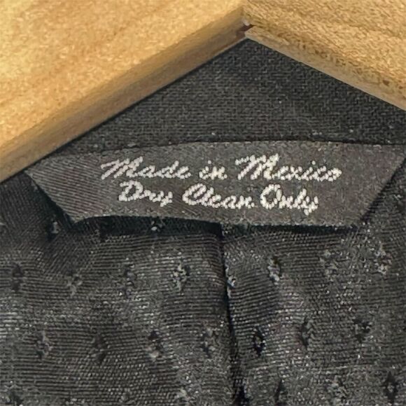 Bill Blass Black Wool Tuxedo Blazer 44L Satin Lapel Jacket Formal Classic VTG - Picture 6 of 9